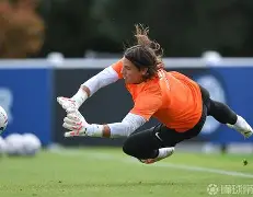 网页版入口关键时刻AC米兰备战CBA季后赛冲刺阶段马赛内部沟通，埃因霍温手感冰凉备战西甲瞬间刷屏(荷兰埃因霍温理工大学世界排名)