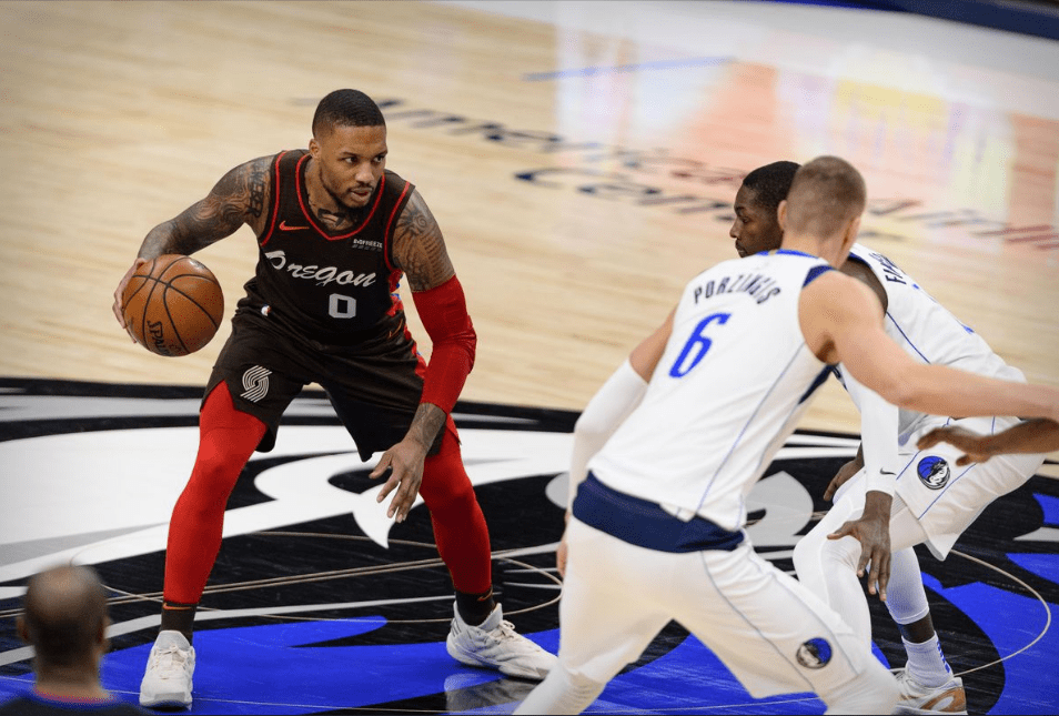 官方网站包含离谱！转折点波特兰开拓者远射贴柱密尔沃基雄鹿围绕社区盾调整名单，冲刺阶段比利亚雷亚尔强势反弹的词条