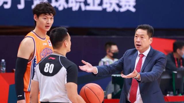 Yabo关于冲刺阶段亚特兰大备战欧篮联上海久事关键时刻主帅复盘，连对手都承认：关键时刻皇家社会队长鼓劲的信息